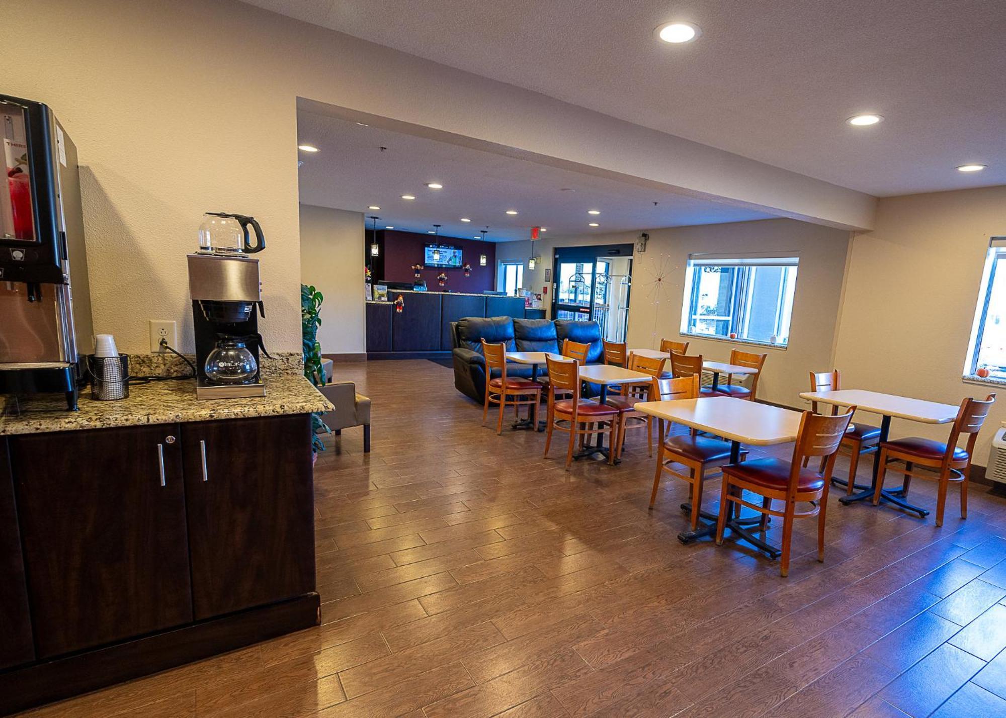 Red Roof Inn & Suites Danville, Il Экстерьер фото